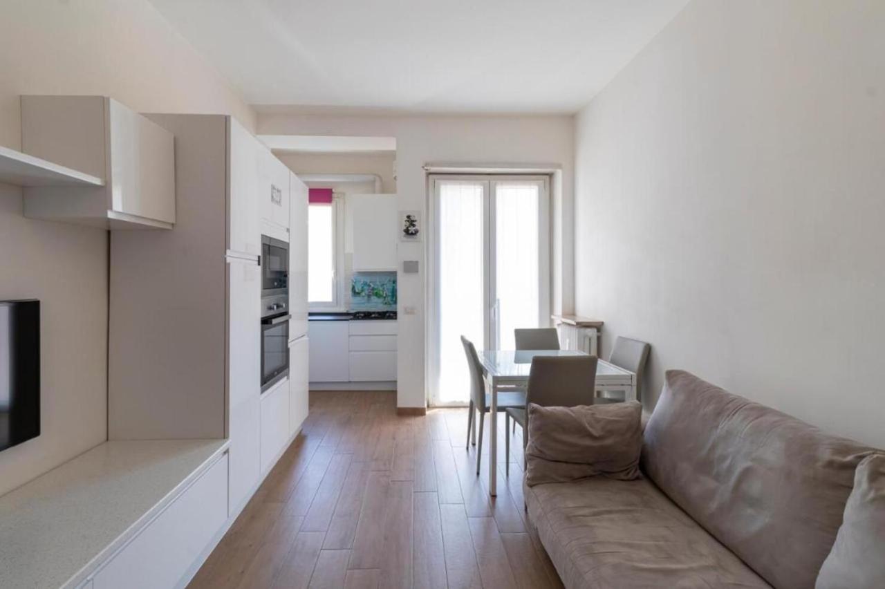 Charme & The City Apartment ميلان المظهر الخارجي الصورة