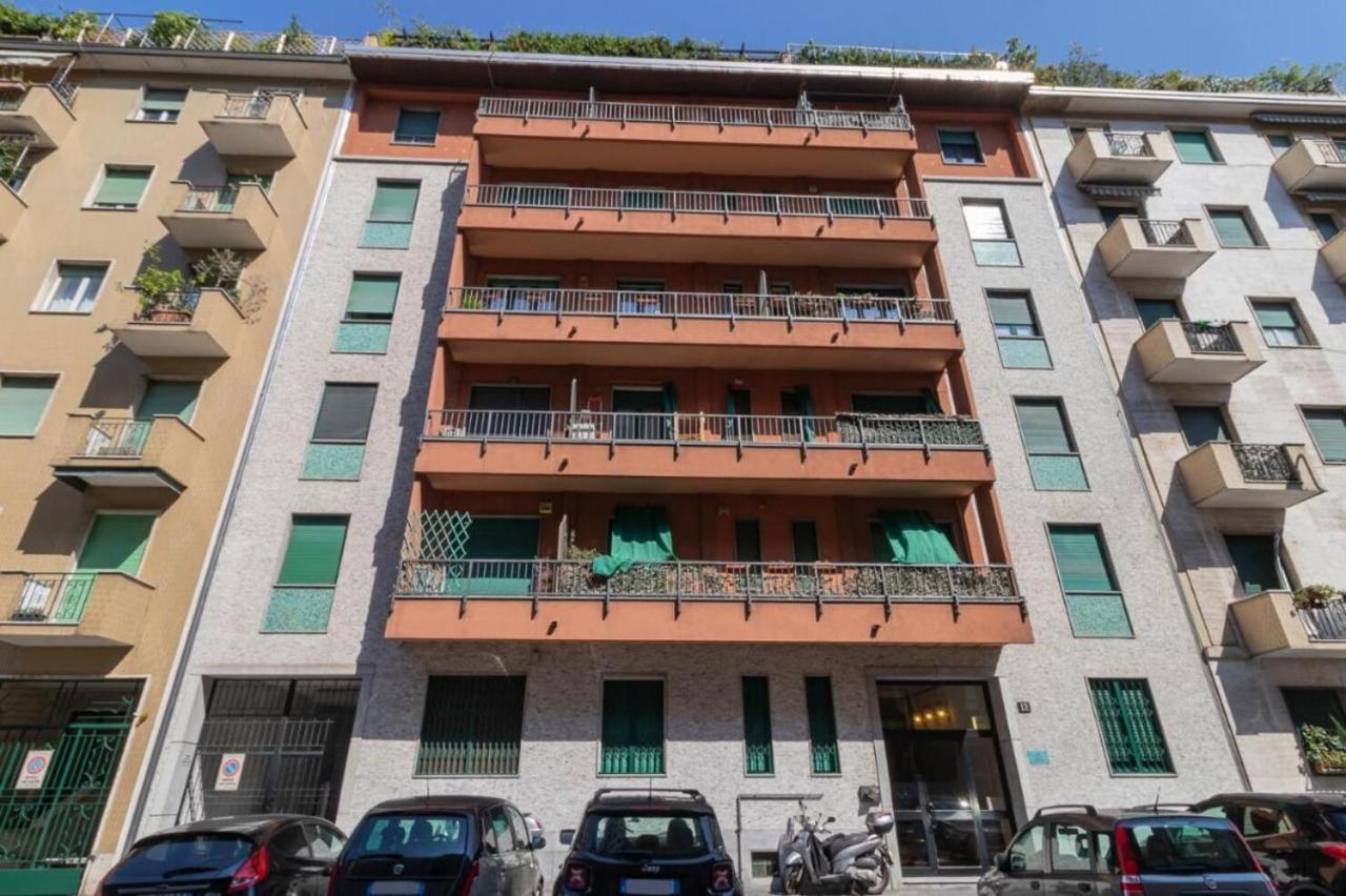 Charme & The City Apartment ميلان المظهر الخارجي الصورة